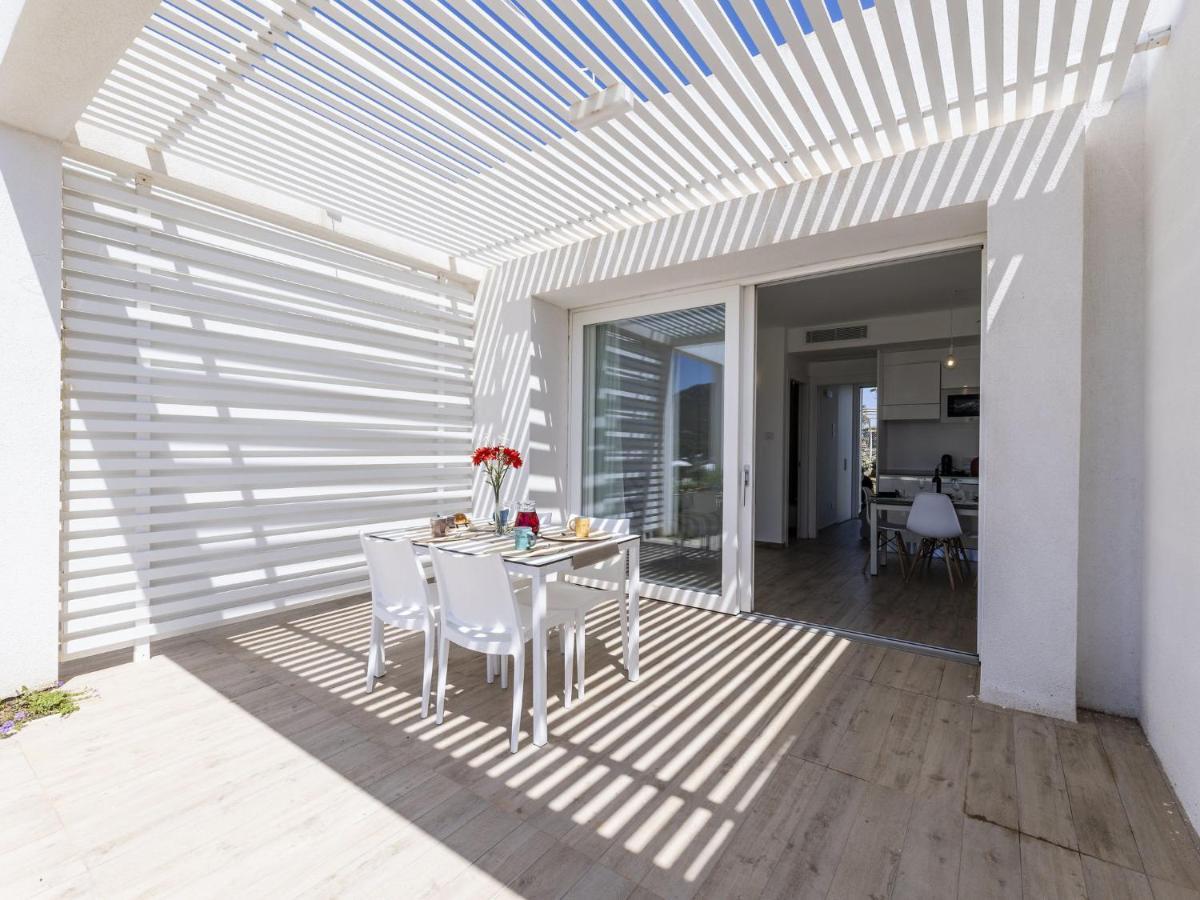 Apartment Capo Falcone Charming Apartment-2 By Interhome สตินติโน ภายนอก รูปภาพ